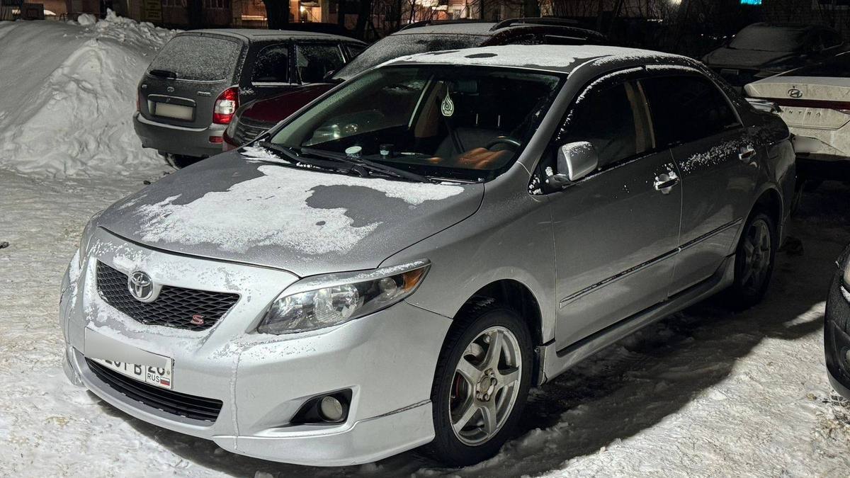 Купить Toyota Corolla X (E140, E150) седан, 2008 года, цвет: Серый, за  670000 руб. в Санкт-Петербурге